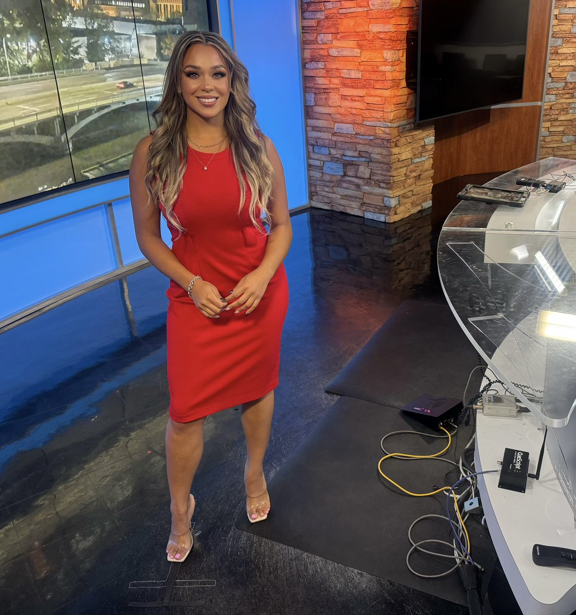 Red is close enough to Crimson right?😅
Either way, we root for an Alabama Football win tomorrow❤️🐘 <a href="/AlabamaFTBL/">Alabama Football</a> .