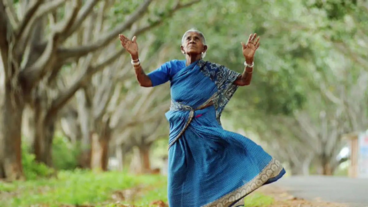 ravikumartne's tweet image. 💔 Farewell to India’s Tree Mother
Saalumarada Thimmakka: 114 years old, 8,000 trees planted, infinite impact
She had nothing but gave us everything—shade, oxygen, hope.
Her forest lives on. Her legacy inspires millions.
Rest in power, Amma 🌳🙏
#Thimmakka #TreeMother #OmShanti