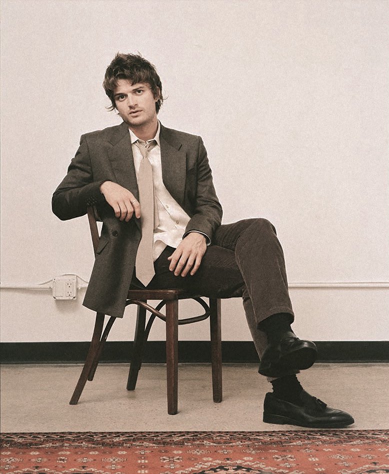 pcstanimal's tweet image. ️️  

     ️️ ️️  
━━ ༐      nearer than    
            .    heaven