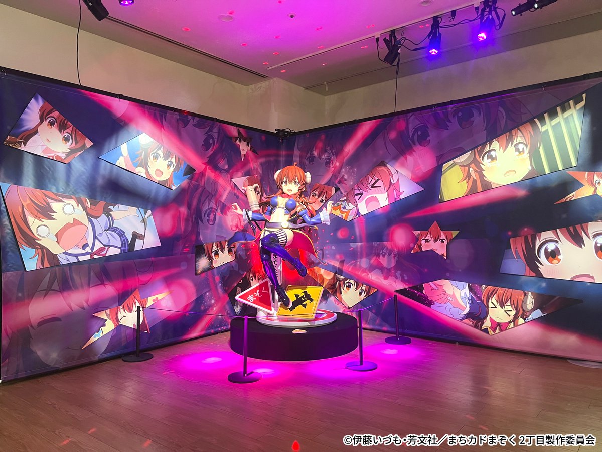 よこはまぞく 📣開催中！📣 ✓等身大フィギュア展示 ✓VRエリア ✓音声
