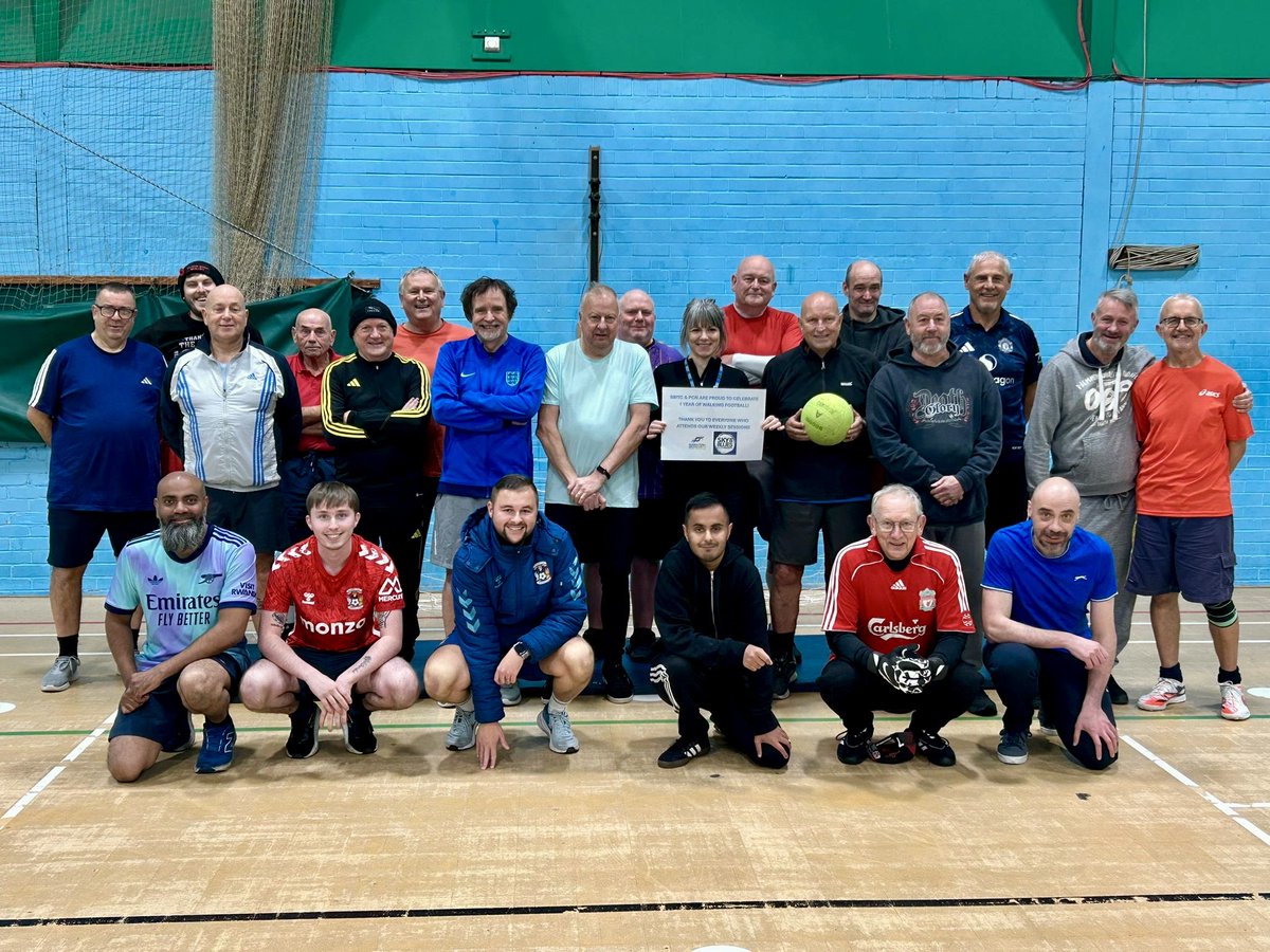 SBitC_CCFC's tweet image. HEALTH | Today we celebrate our 1 year anniversary of Walking Football in Nuneaton [in partnership with the Nuneaton &amp;amp; Bedworth PCN] 🥳⚽️

Growing from 8 participants on week 1️⃣ to over 4️⃣0️⃣ regular attendees; this free, weekly session has been hugely beneficial both mentally and…