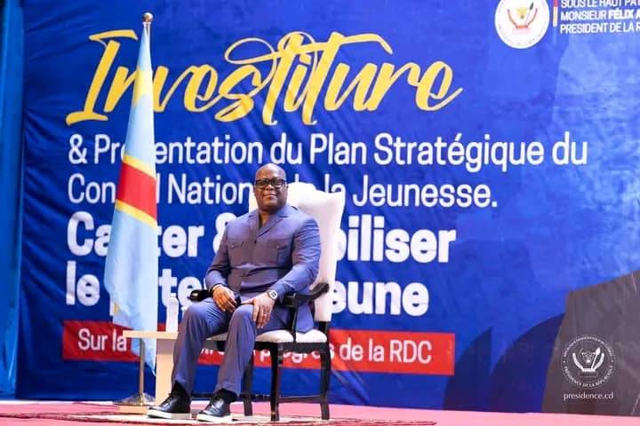 PierreLokadi's tweet photo. L'une des missions provilegiees de la Compagnie de Jesus, c est l'education de la Jeunesse. Content pour avoir contribue' a' la formation de l'Ir. Claude Mbuyi, nouveau president du Conseil de la Jeunesse. Chimie nde makambu... Malembe malembe, ekosimba. AMDG. https://t.co/iCBkDznAIz
