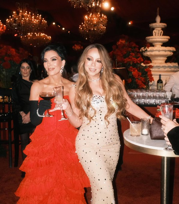 serotonin_hq's tweet image. 007 poker is coming to Buenos Aires.

Kris Jenner had a 007 themed 70th birthday.

Coincidence? I think not.