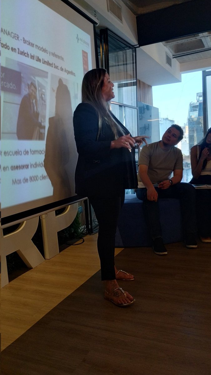 Ayer participé de la capacitación de educación financiera junto a Real Planning. Un espacio realmente enriquecedor que dejó ideas útiles para proyectar nuestro futuro con más seguridad.
Seguimos formándonos como jóvenes
 💡✨

#EducaciónFinanciera #Capacitación #AprendizajeJoven