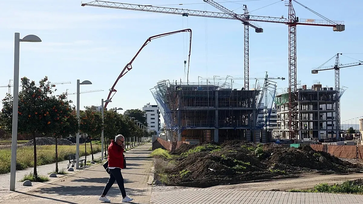 AduAsesores's tweet image. 🔴 @caixabank calcula que España construirá 150.000 nuevas #viviendas en 2026, solo un 6️⃣8️⃣% de las que se necesitan
✔️ Desde @CABK_Research esperan una aceleración de los visados de obra nueva, que añadirá una décima al PIB
f.mtr.cool/pirlivrcto
@abceconomia
