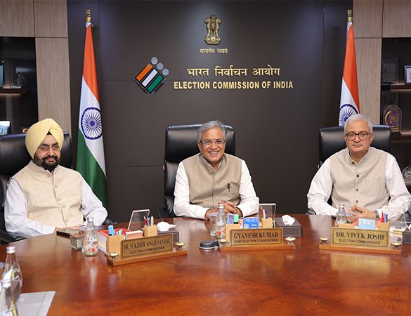 बहुत बहुत बधाई हो ज्ञानेश कुमार आपकी जीत हुई है। आपके जैसा सहयोगी बहुत कम लोगों को नसीब होता है।
#Bihar #बिहारचुनाव2025