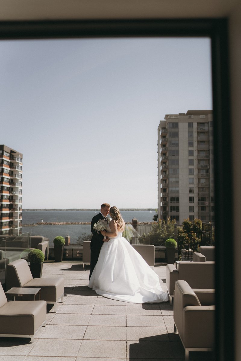 Bride spotlight <a href="/gabby/">Gabby</a>.haslam. Congratulations to the newlyweds! 

📷 @wildflowerphotography.zg