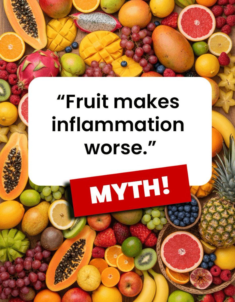 𝗪𝗵𝗼𝗹𝗲 𝗳𝗿𝘂𝗶𝘁 = 𝗳𝗶𝗯𝗲𝗿 + 𝗽𝗼𝗹𝘆𝗽𝗵𝗲𝗻𝗼𝗹𝘀. 🫐
📉💚That combo is associated with lower #inflammation in many dietary patterns.
🍇 Learn more live with 𝗗𝗿. 𝗩𝗶𝘃𝗶𝗮𝗻 𝗣𝗼𝗹𝗮𝗸, 𝗠𝗗, a Canadian physician, inside our members’ event on Nov 20. #WFPB