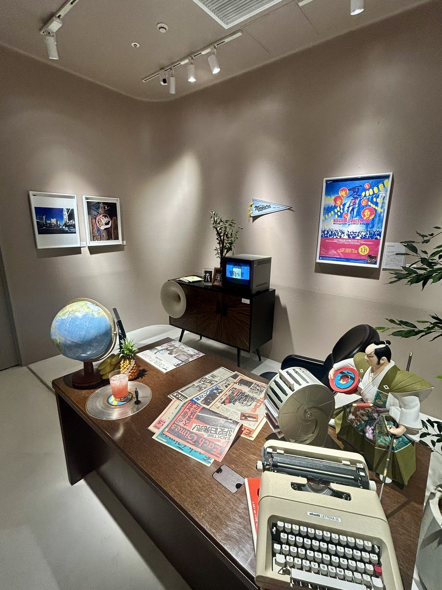 鈴木茂さん🎸ビルボード大阪

ありがとうございました！
お写真はまた追って🤤

東京で行けなかったナイアガラ50周年の
展示会が、今日から心斎橋PARCOで
開催とのことで伺いました。
やっぱりデザイン素晴らしい。
大好きです！

日曜はビルボード東京です！
㊗️SOLD OUT!!

よろしくお願い致します！