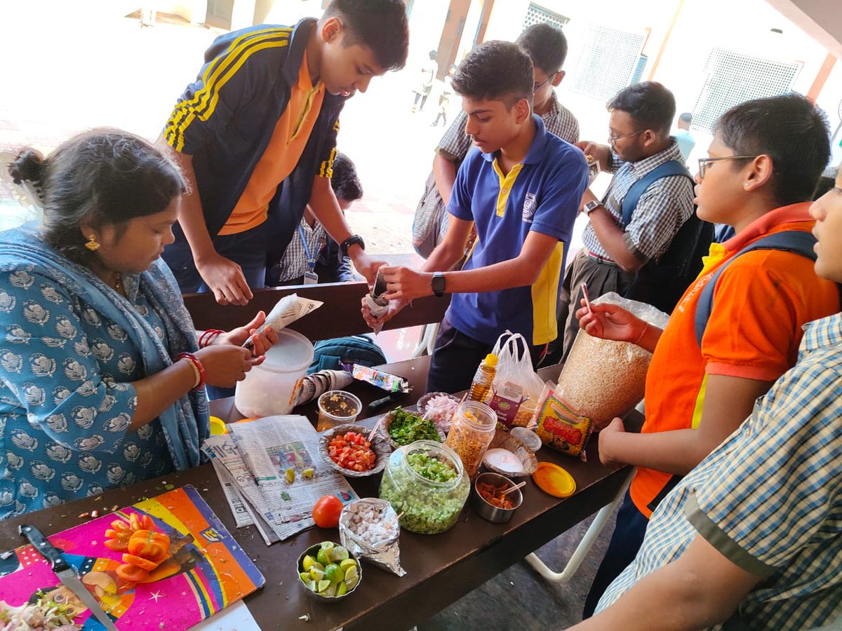 PMShriDMS64BBSR's tweet image. Unplugged 2025 Food Fest brings joyful flavours to our Children’s Day celebration! A day of fun, food, and festive smiles as our young stars explore tasty treats and create sweet memories. #EduMinOfIndia #NCERT #CIET_NCERT #RIEBBSR #PMShriDMSBBSR #FOODFEST #StudentParticipation