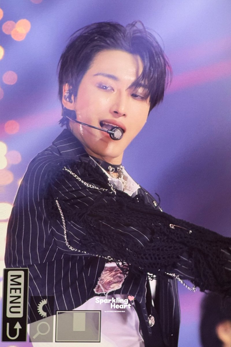 251114

#에이티즈 #ATEEZ #성화 #SEONGHWA