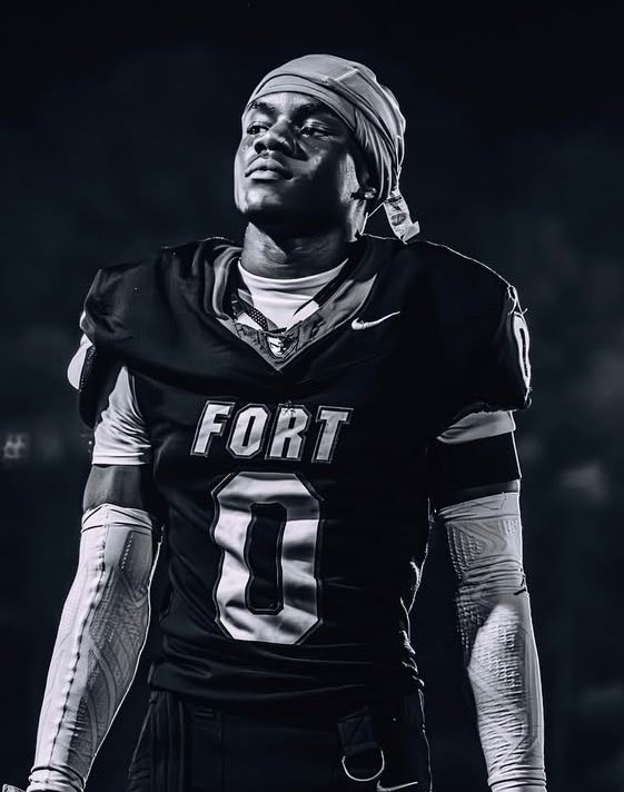 Db 
4.34 40
Still don’t got it all, but I got God and that’s more than enough for me to succeed✝️❤️
hudl.com/v/2TByEX