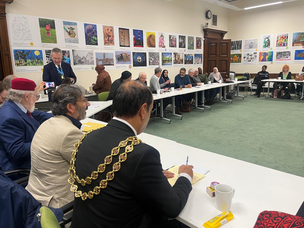 BrumLordMayor's tweet image. Proud to launch Interfaith Week with Birmingham Council of Faiths. 

Celebrating 50 years of unity and 10 years of the Faith Covenant. 

A powerful reminder of our shared values. 

#InterfaithWeek #TogetherWeServe #BirminghamFaiths