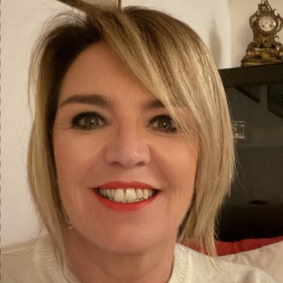 Laurenzia Barbasetti di Prun tweet media