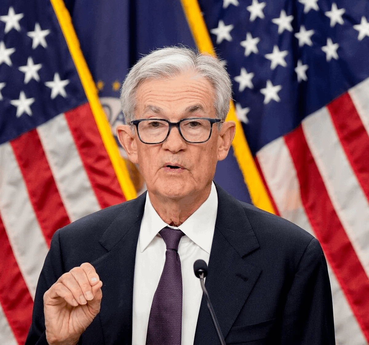 ᴛʀᴀᴄᴇʀ tweet media