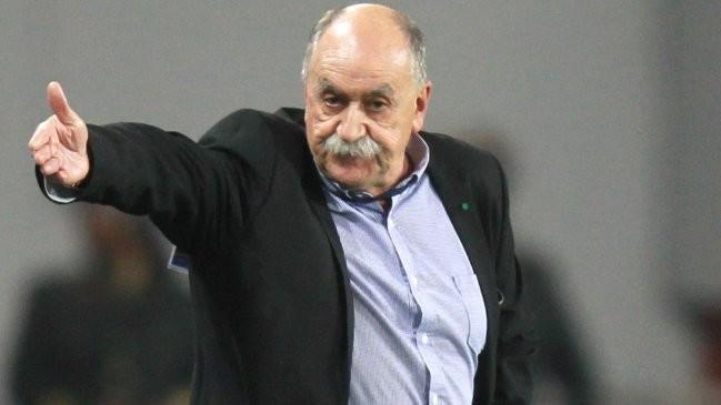 Xabier Azkargorta Euskal Selekzioarekin bitan aurkari izan dugun euskal entrenatzaileak utzi gaitu.

Atsekabe handiz gure futbolaren aitzindariaren familia era lagunei gure doluminak adierazten dizkiegu.