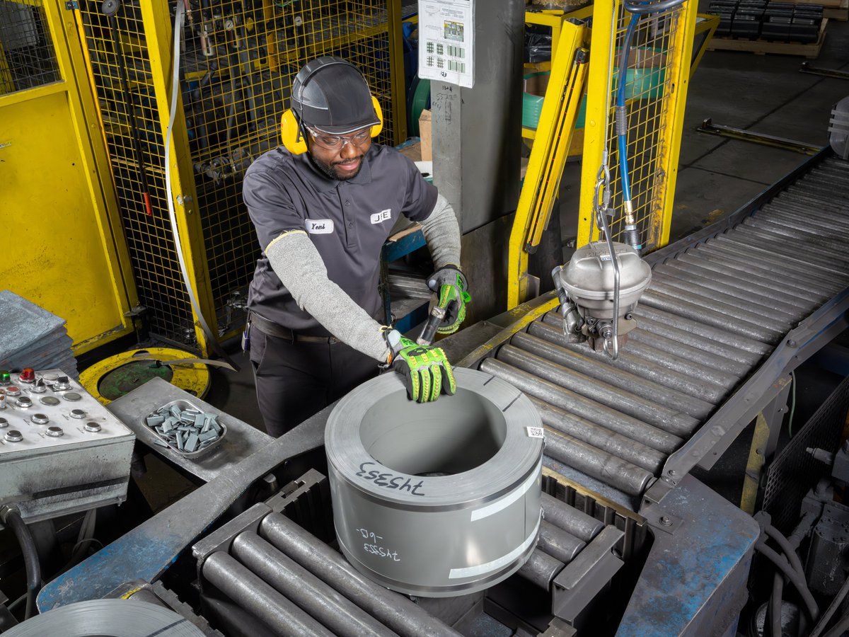 Our forming department maximizes core performance by shaping each product’s function, reliability and durability.  
 
Before cores are annealed and shipped to our clients, forming ensures precision is built in and that each core meets the highest standards of quality and