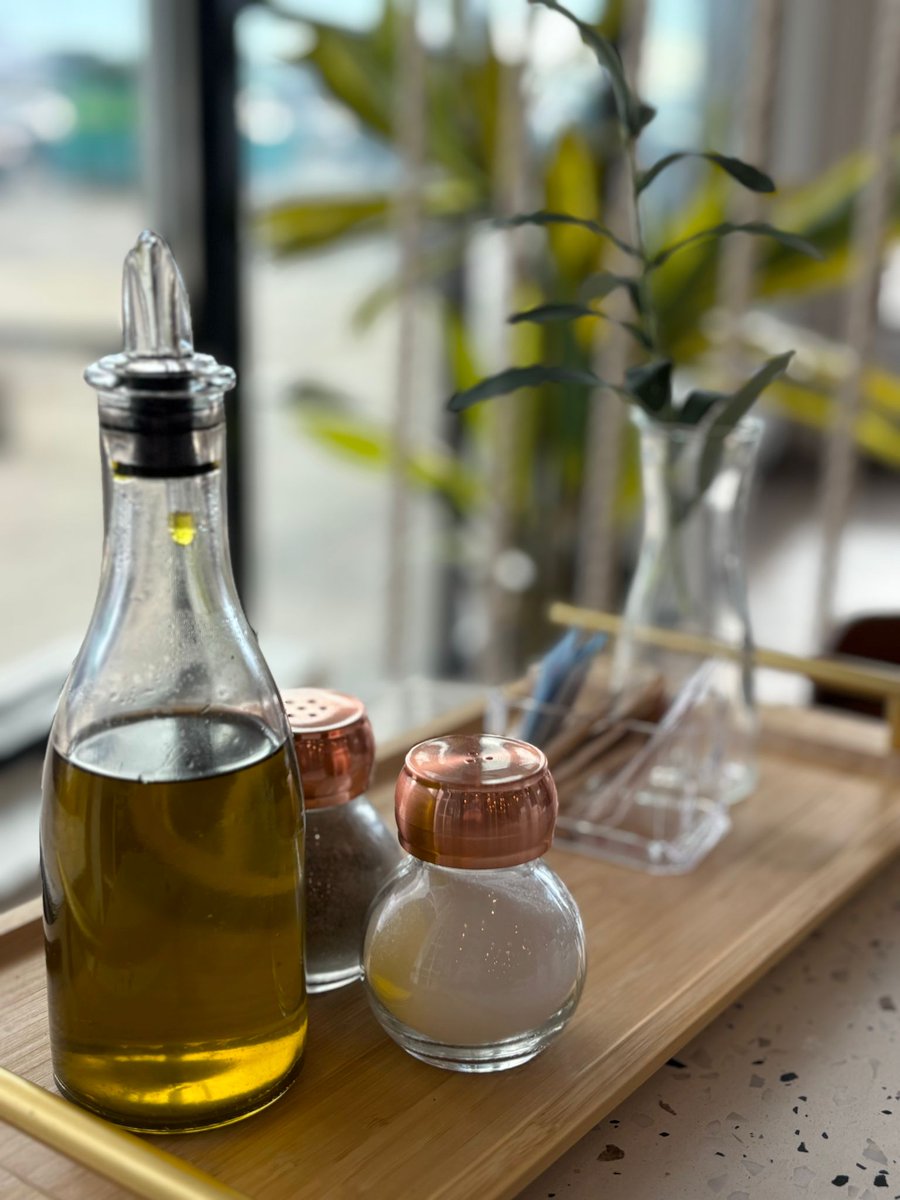 CFifeKW's tweet image. Mornings do shine brightly at Eggstatic&apos;s new Waterloo location! Experience the beautiful fusion of breakfast classics and Middle Eastern flavours. Welcome to the Laurelwood neighbourhood. #ShopLocal #SupportLocal