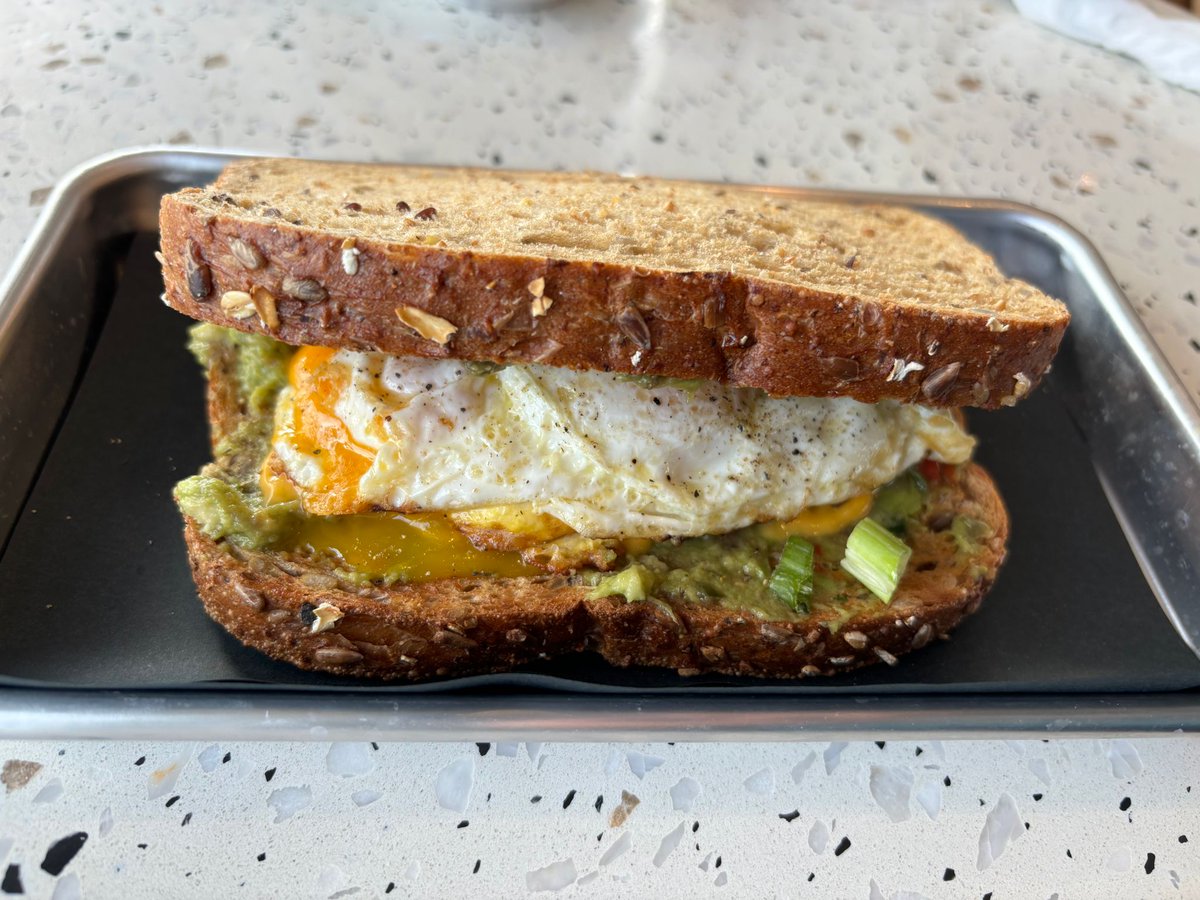 CFifeKW's tweet image. Mornings do shine brightly at Eggstatic&apos;s new Waterloo location! Experience the beautiful fusion of breakfast classics and Middle Eastern flavours. Welcome to the Laurelwood neighbourhood. #ShopLocal #SupportLocal