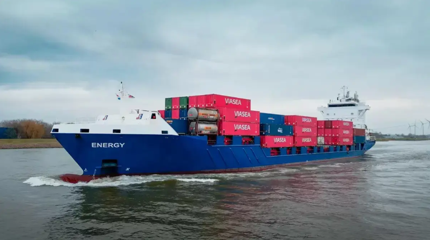 container_news's tweet photo. #Ellerman #City #Liners acquires #Viasea #Shipping
https://t.co/6co4TV5tke https://t.co/exGK6Wr8zv