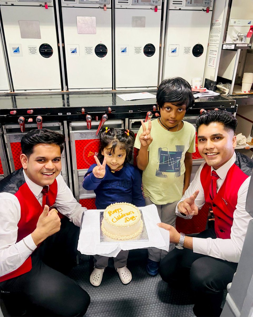 flyspicejet's tweet image. The skies felt a little brighter, the smiles a little wider, and the hearts a lot fuller as our crew and little flyers celebrated Children’s Day the only way we know how, with laughter, warmth, and wings that dream big. ❤️✈️

#flyspicejet #spicejet #HappyChildrensDay…