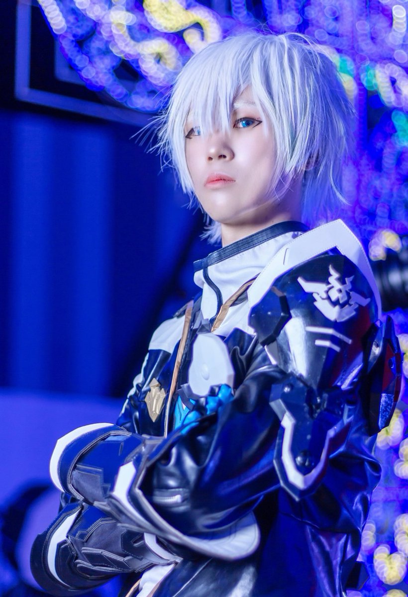 ケビン サイン色紙