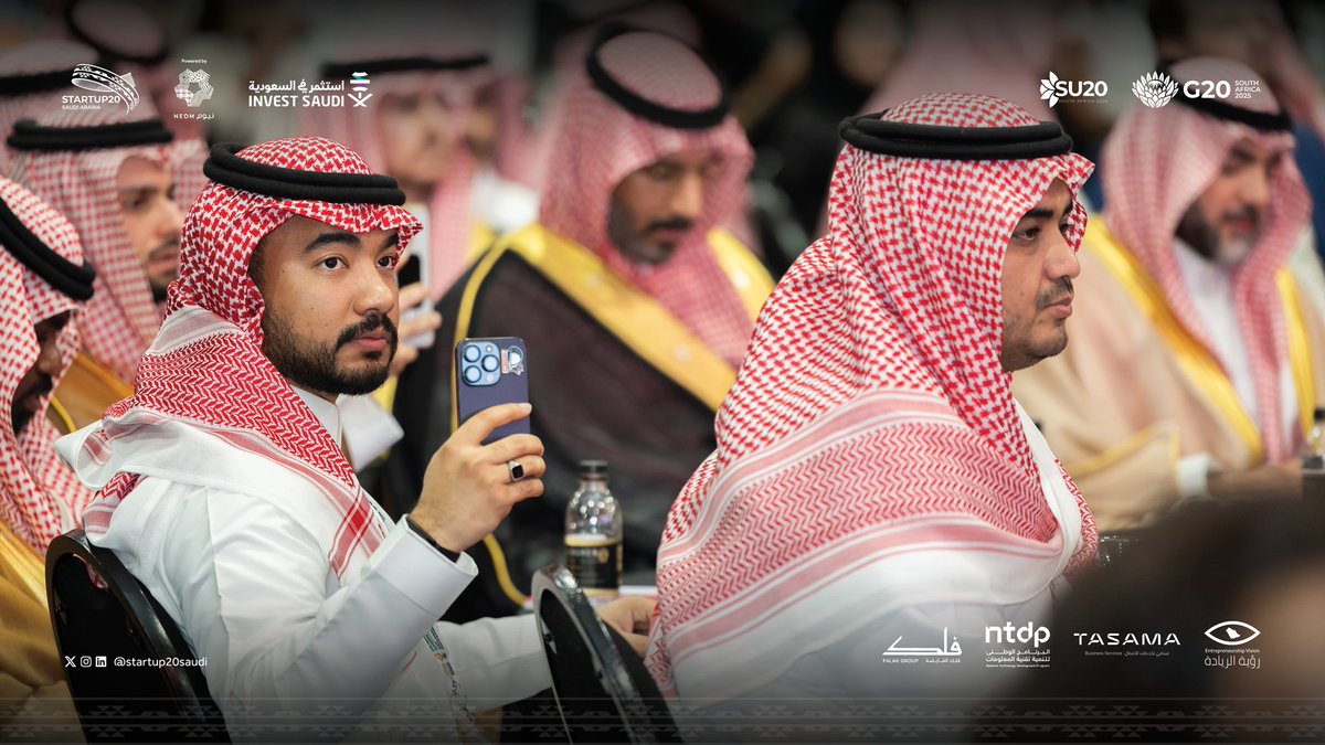 startup20saudi's tweet image. خلال اليوم الأول لقمة الشركات الناشئة لمجموعة العشرين في جنوب أفريقيا، تم ترشيح مشروع د. محمد الشيخ  "نت زيرو" ضمن فئة التقنيات المستدامة لجوائز قمة الشركات الناشئة لمجموعة العشرين. حيث استعرض د.محمد الشيخ حلول المشروع الرائدة في قطاع الاستدامة والتكنولوجيا البيئية، مقدمًا رؤية…