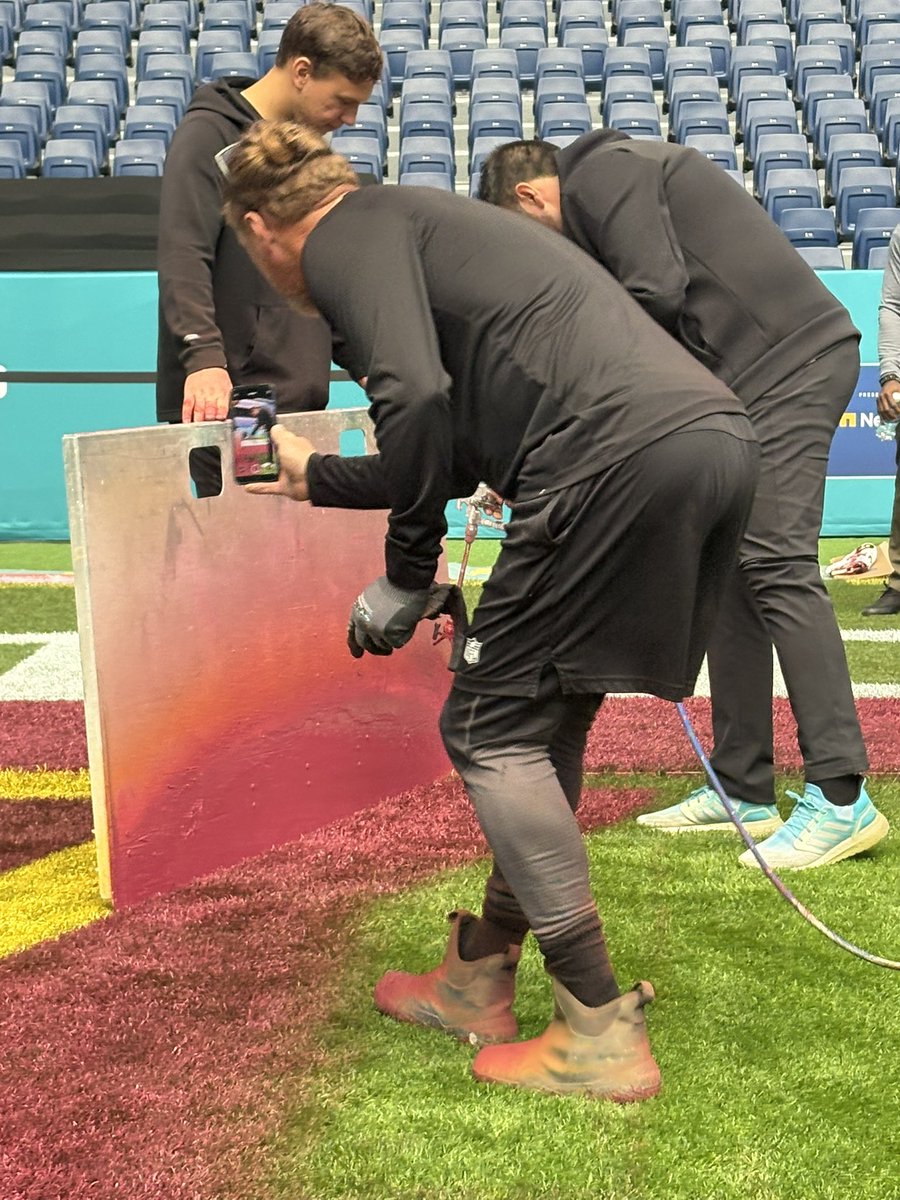 Behind the scenes with <a href="/dirtyGkeeper/">Mike Reno</a>  and <a href="/adri_noma_/">Adrian Romero Mangas</a>