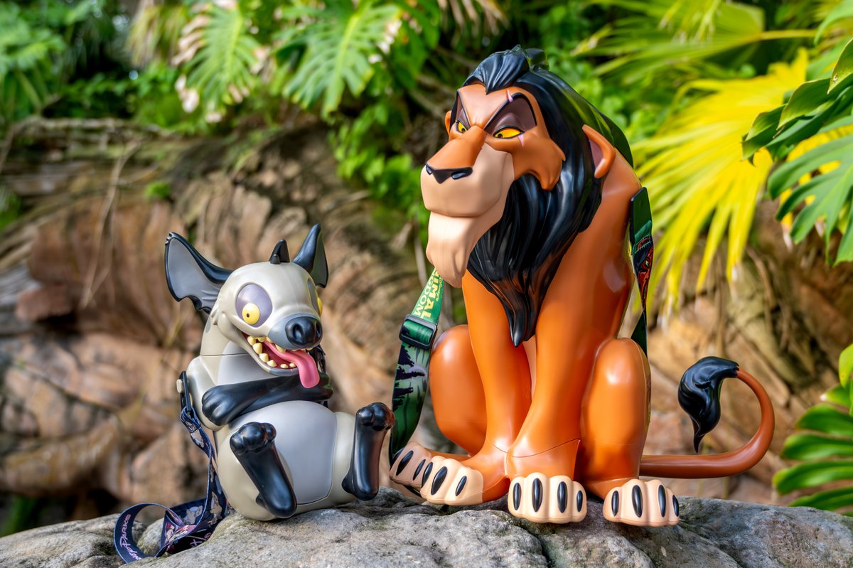 DisneyParks's tweet image. BE PREPARED 👀 A Scar Bucket and Ed Hyena Sipper are now available at Animal Kingdom 🦁🌳 di.sn/60187ZwGr

Limit to two per person. Available as supplies last.