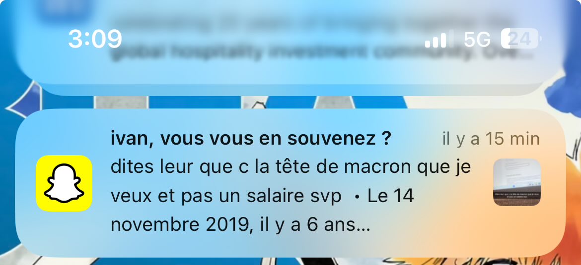 mikeyblobfish's tweet image. wow ça fait plus de 6ans que macron est président c’est terrible j’ai l’impression ça va jamais finir