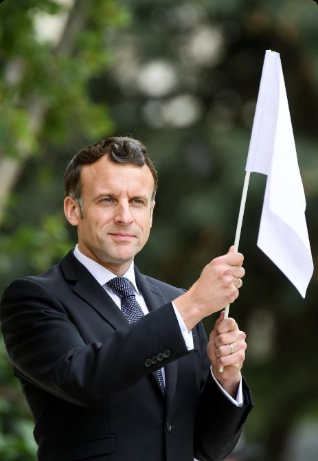 Bitcoin drops 5% below $95K, and France surrenders