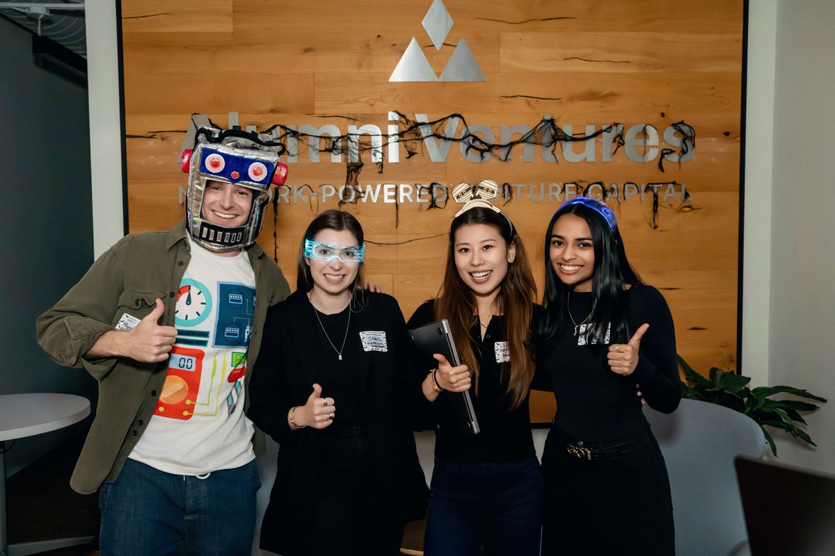 alumniventures's tweet image. Thanks to everyone who joined us for the 2nd Annual Hardtech Halloween! 🎃

NYC’s hardtech community brought incredible energy — founders, builders, and investors driving innovation in hardware, energy, robotics, and beyond.

#AlumniVentures #Hardtech #Innovation…