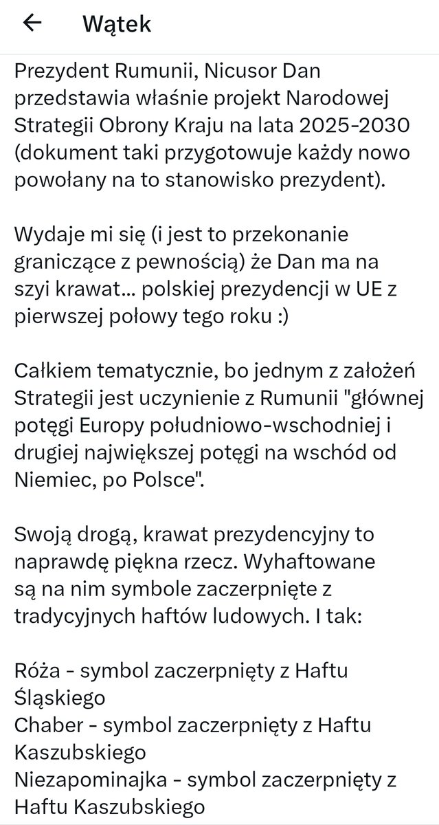 Fana43124688's tweet image. 🇷🇴Prezydynt Rumunije @NicusorDanRO przedstawiōł projekt Strategije Ôbrōny Kraju,keryj cylym je uczyniynie z Rumunije nowyj potyngi Wschodnij Ojropy. Mŏ tyż nowy binder👔z wzorami kwiŏtkōw z tradycyji ludowych Ślōnska a Kaszub.
#Rumunia #Śląsk #Kaszuby

@Baronowa_Kat @BartkCSB1929