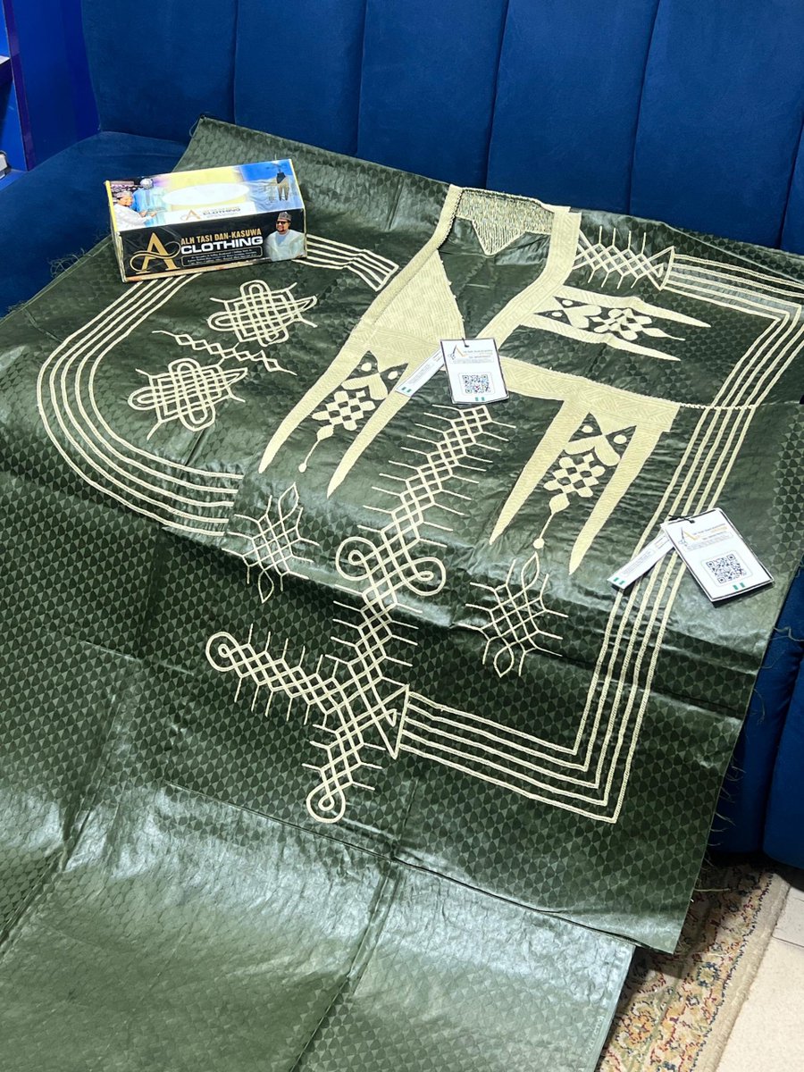 Readymade Babban-Riga 
 
Available  

🔖Price 85k

💬☎️08034706541

📍 Location Zaria

Delivery Nationwide/International 

Please repost and follow for more updates