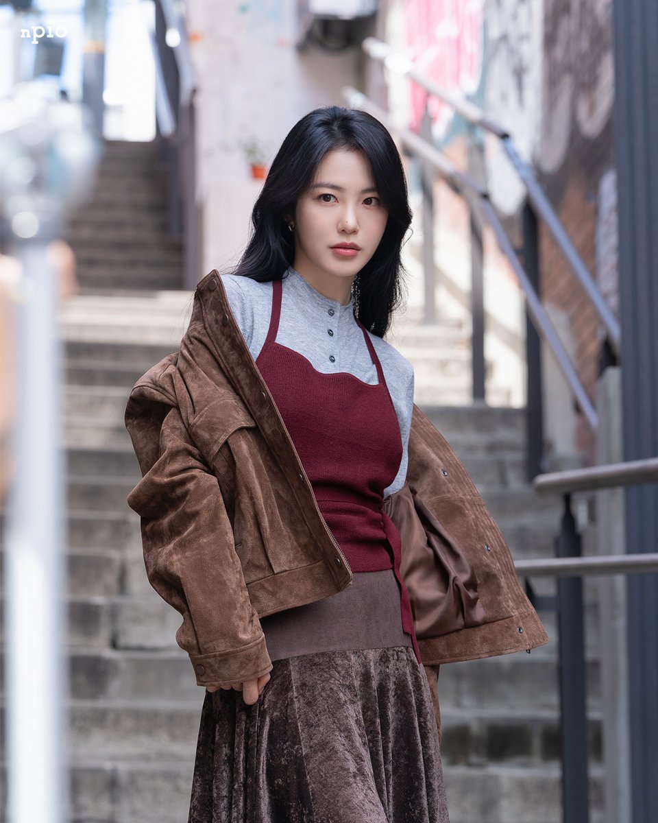 shinyeyeye's tweet photo. 251114 앤피오 인스타

‘itMICHAA’ Behind 😘

#신예은 #ShinYeEun
#잇미샤 #itMICHAA https://t.co/9XxvprYIqE