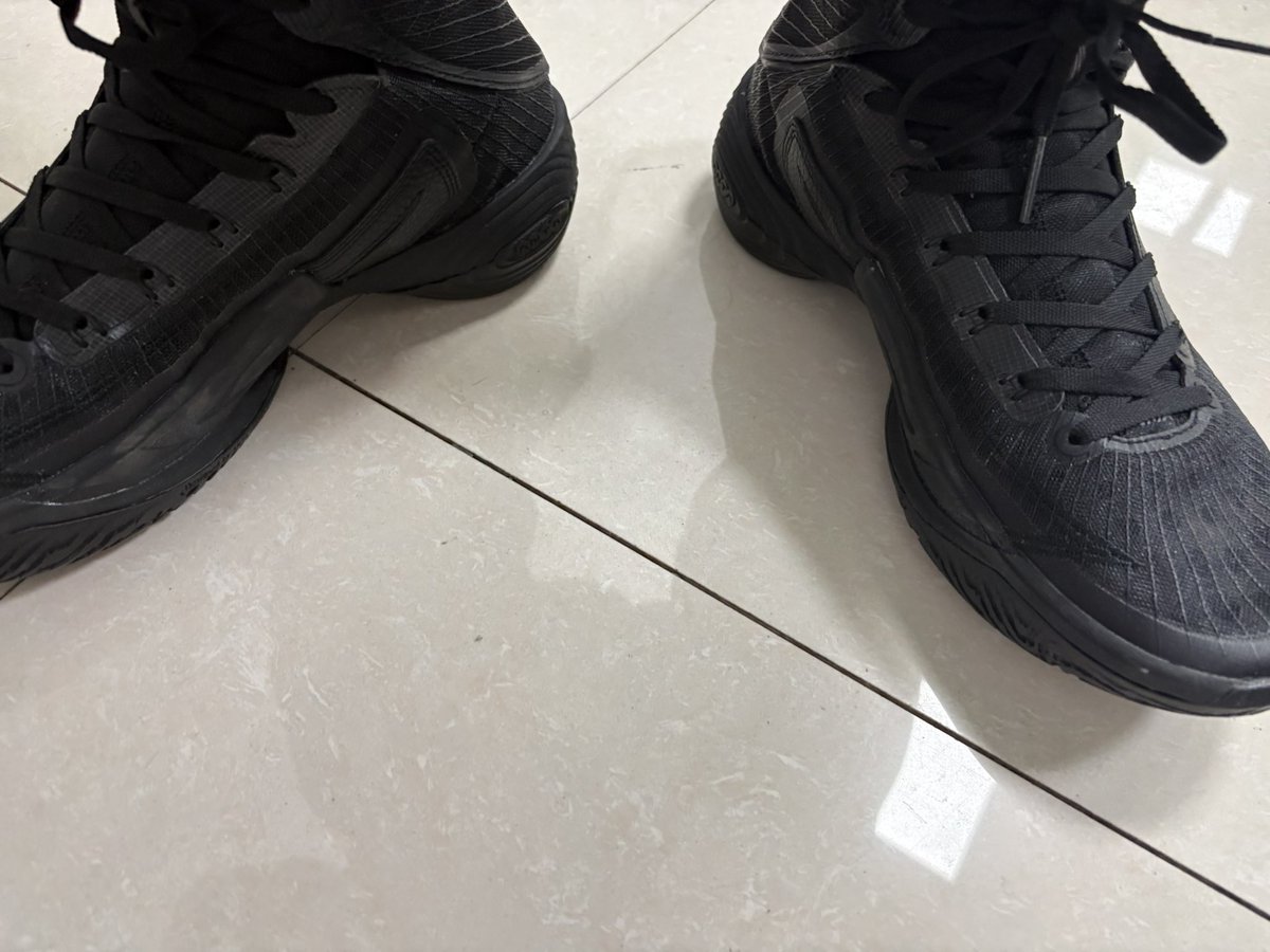 👨‍✈️ tweet media