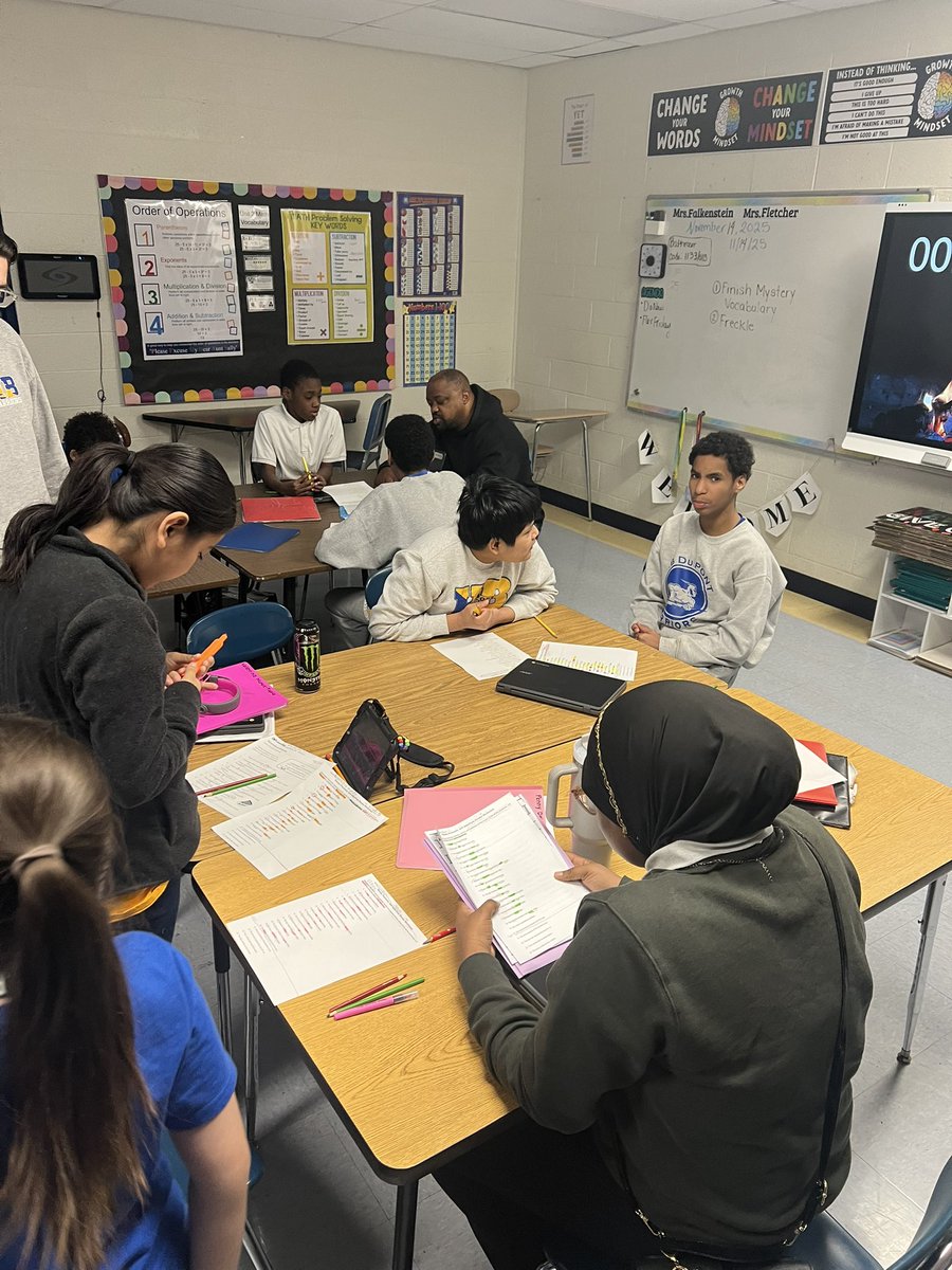 Angela Falkenstein tweet media