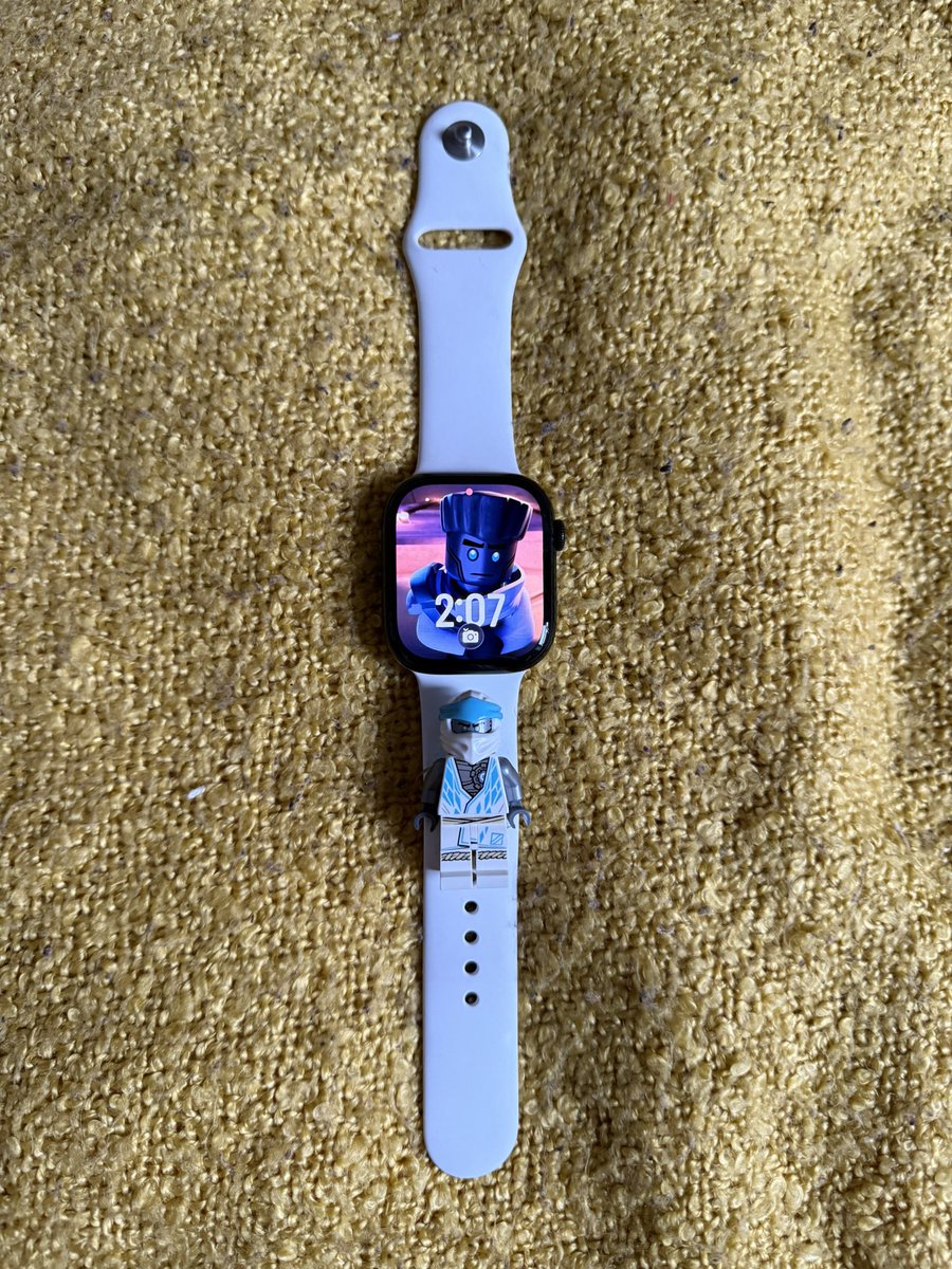 The Ninjago Watch 2 - with minifigures
#AppleWatch #Ninjago #DragonsRising
