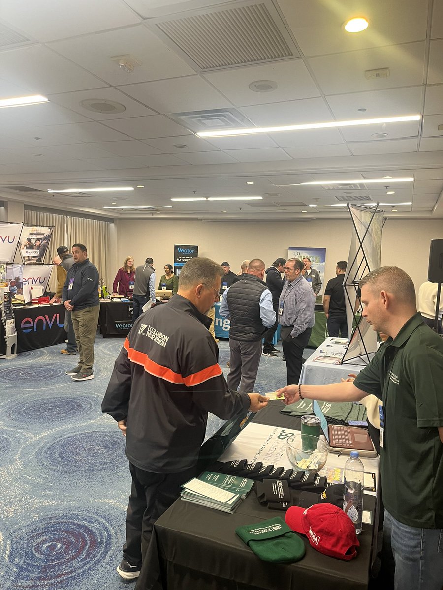 BugOffPest's tweet image. And we’re LIVE! 🎉
Andy just kicked off the 2025 New York Pest Expo: Above &amp;amp; Beyond, and the room is electric.
Let’s go make this the best Expo yet!
@PMP_magazine 
#NewYorkPestExpo #BugOff #AboveAndBeyond