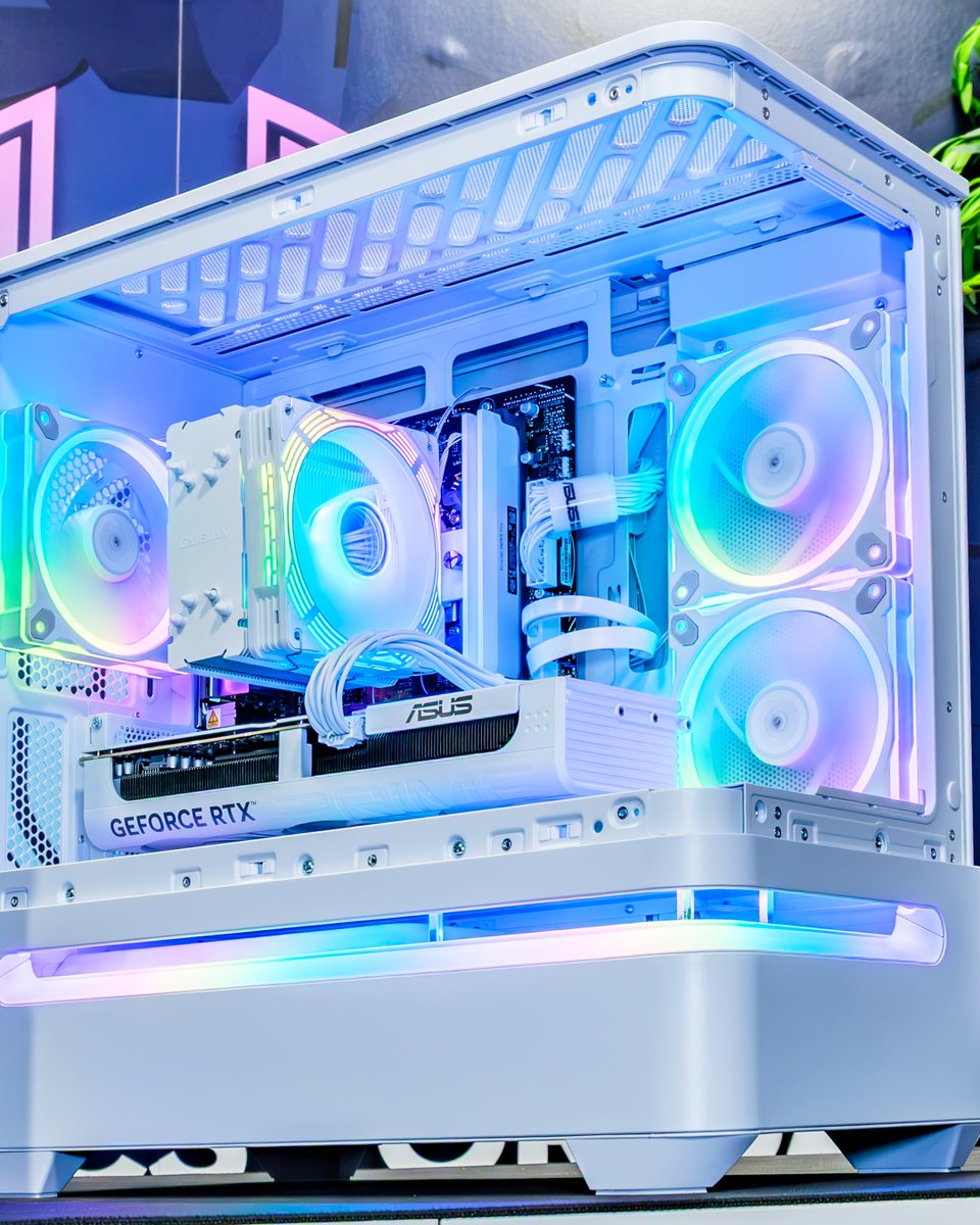 The AP202 Curve keeps turning heads — whether in sleek black or crisp white.

Compact, clean, and packing serious 1440p performance, both variants prove style and power can coexist.

Want it your way? Use our configurator to tune it to your exact setup 👇

tinyurl.com/2uzm9ref