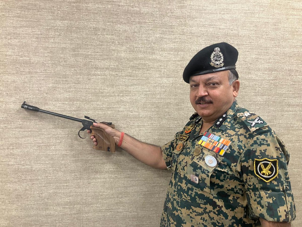 दिनांक 14 नवंबर 2025 को इस संदर्भ में, ISSF-अनुमोदित अंतरराष्ट्रीय मानक के स्पोर्ट्स पिस्टल जैसे Morini Air Pistol, Morini Free Pistol और Pardini HP Pistol बीएसएफ सेंट्रल शूटिंग टीम को उपलब्ध कराए गए।