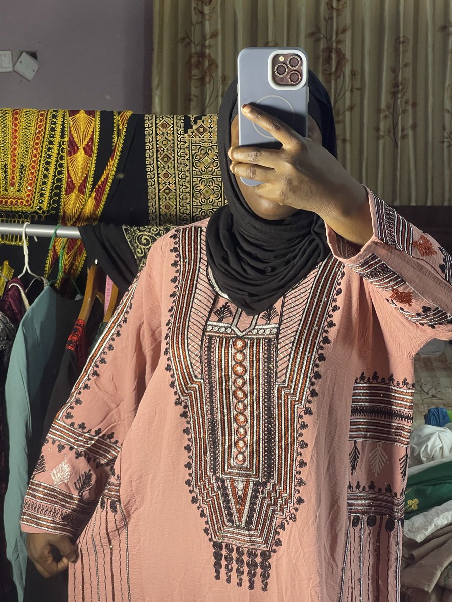 Ameerah💕 olowoṣibi🥄🥄/Embroidery Abaya vendor tweet media