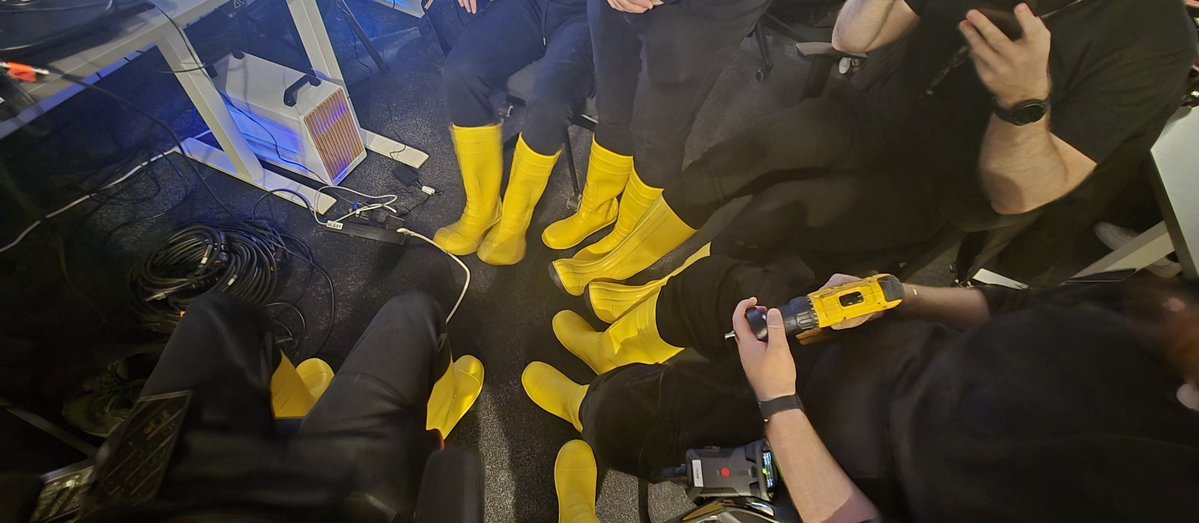 We Admin in style 😎 
Gotta keep our feet dry with all this water. 

#R6S #R6SMunich #MunichMajor