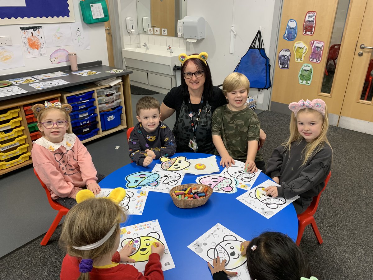 Hallam Fields Primary School tweet media