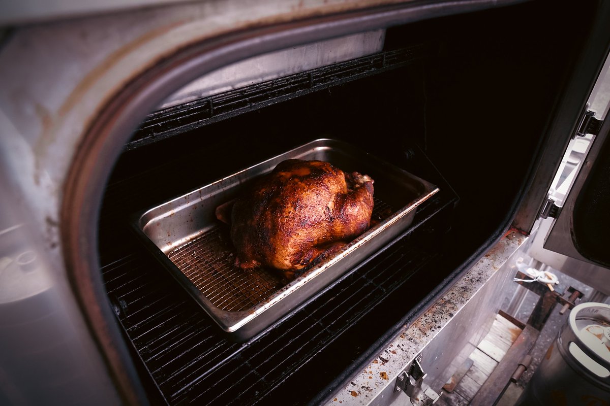 Kitchen and Rail tweet media