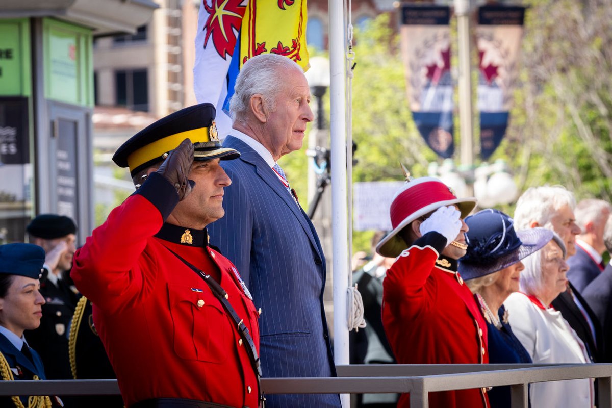 TheCrownCa's tweet photo. Happy 77th birthday to His Majesty #KingCharlesIII! https://t.co/dWHcjDY4wi