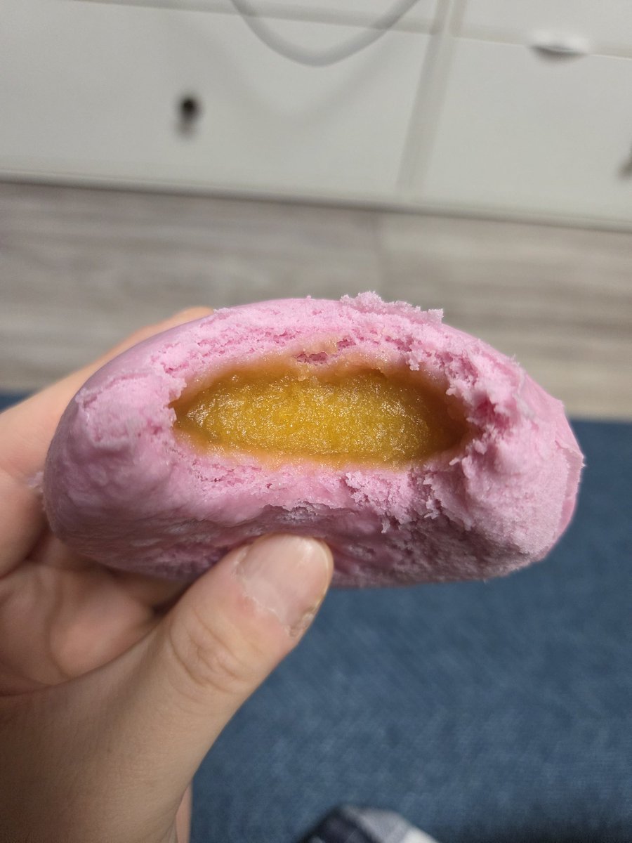 Anyone up? 😋❤️