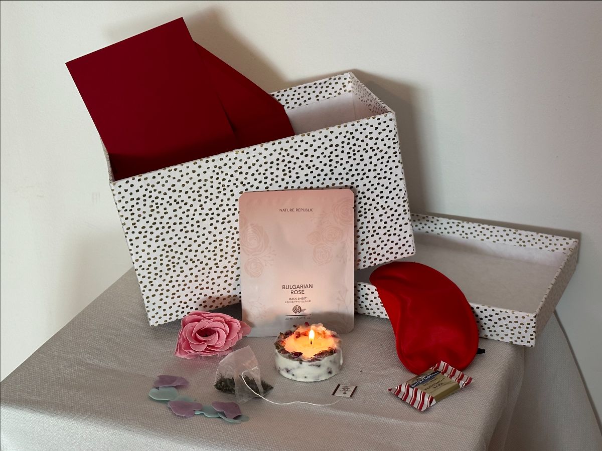 12 Plays of Christmas: Links fixed! Order now! - mailchi.mp/0a2c91dde6e0/h…