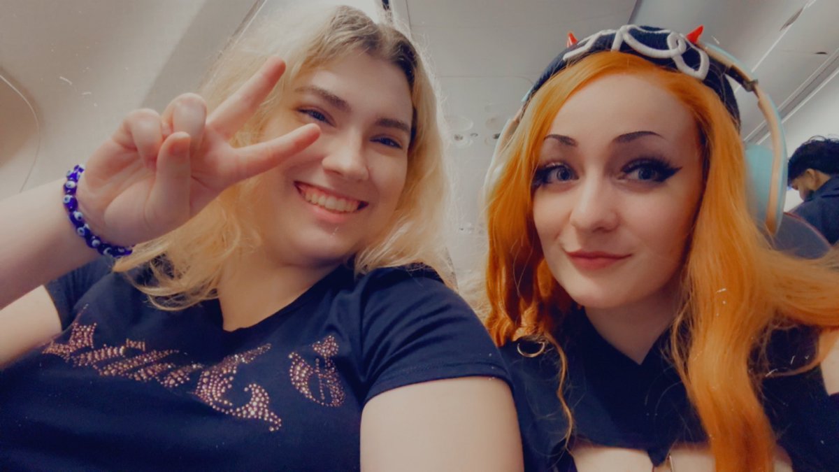 Peachy Sweet .•° ✿ °•. tweet media