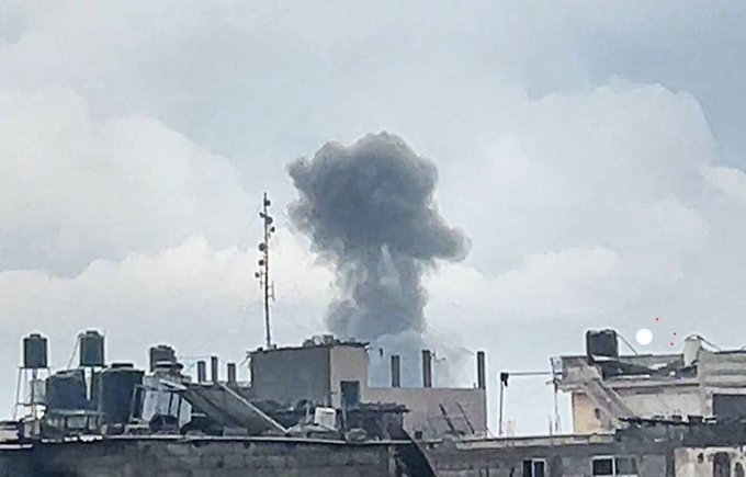 🔴 İsrail ateşkesi yine ihlal etti.

💥 İşgalci İsrail savaş uçakları Gazze'ye hava saldırısı düzenledi.